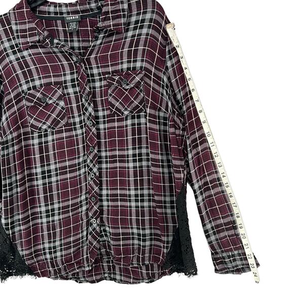 Torrid Camp Shirt Womens 1X Burgundy Gray Black Plaid Lace Button Up Soft Grunge - Picture 11 of 16